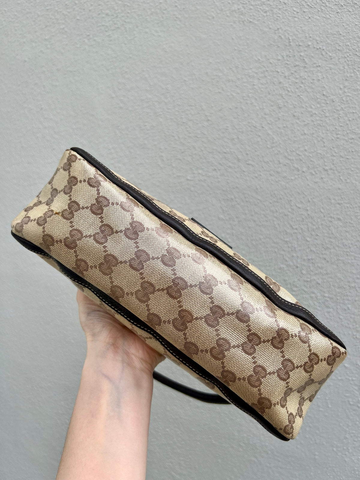 Pre-loved Gucci Crystal Coating GG Canvas Abbey Demi Hobo D-Ring Pochette