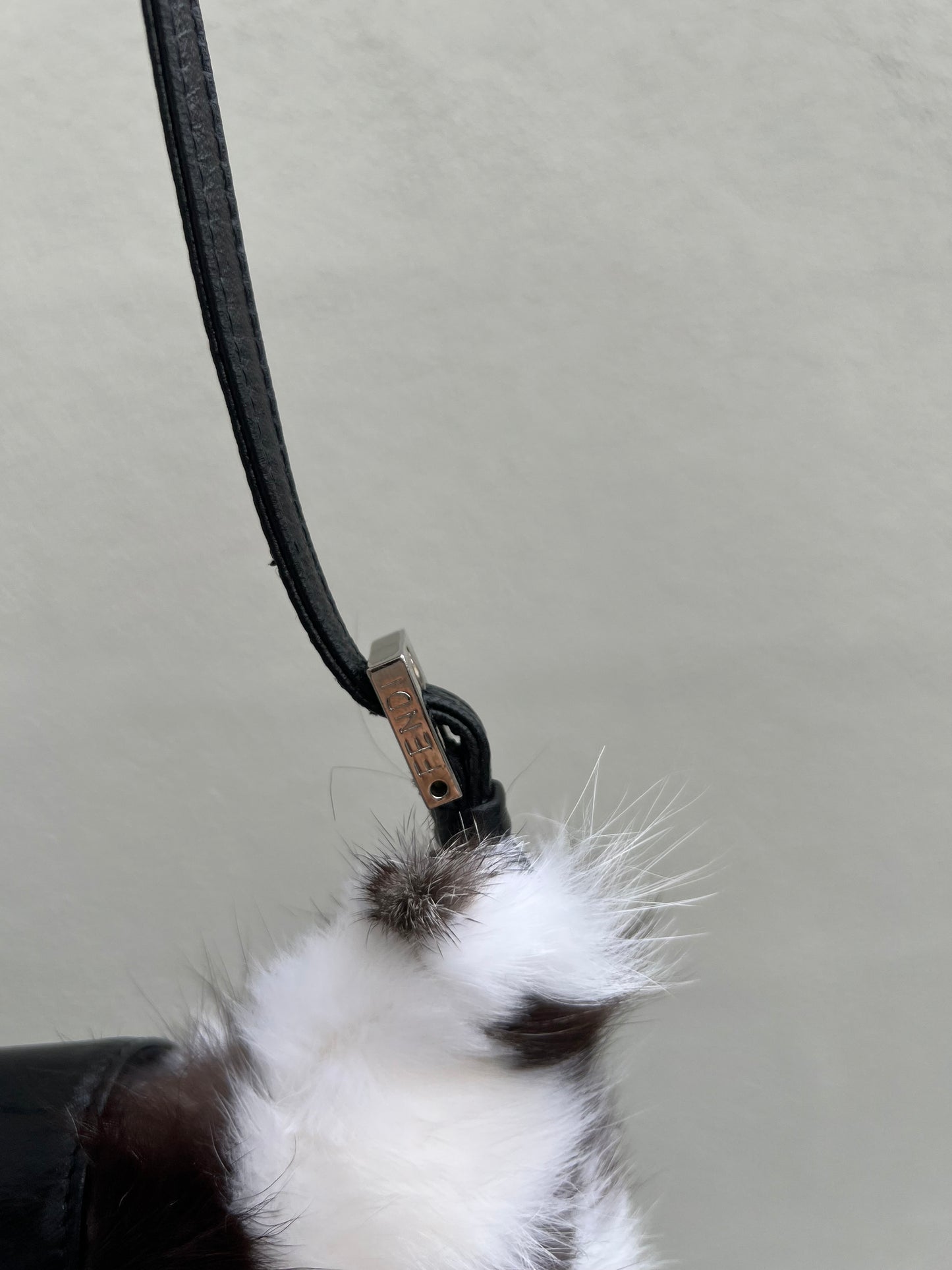 Pre-loved Fendi Vintage
Animal Print Mink Fur
Mini Bucket Bag