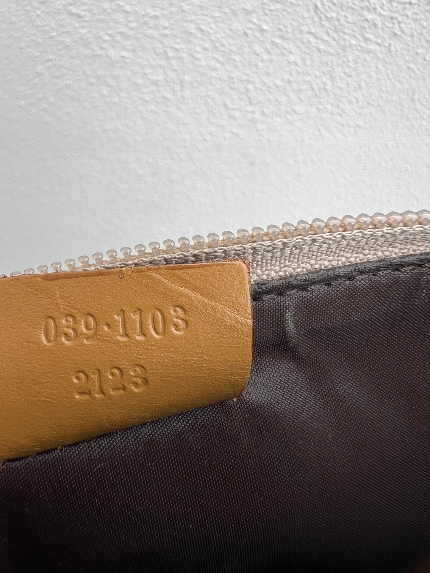 Pre-loved Gucci vintage GG Canvas Boat Baguette Bag