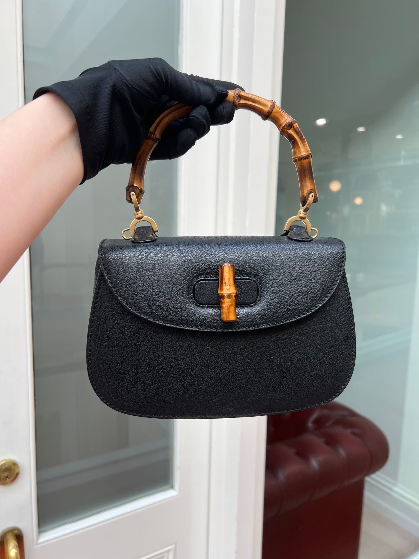 Pre-loved Vintage Gucci Black Leather Bamboo Night 1947 Top Handle Bag 20th Century