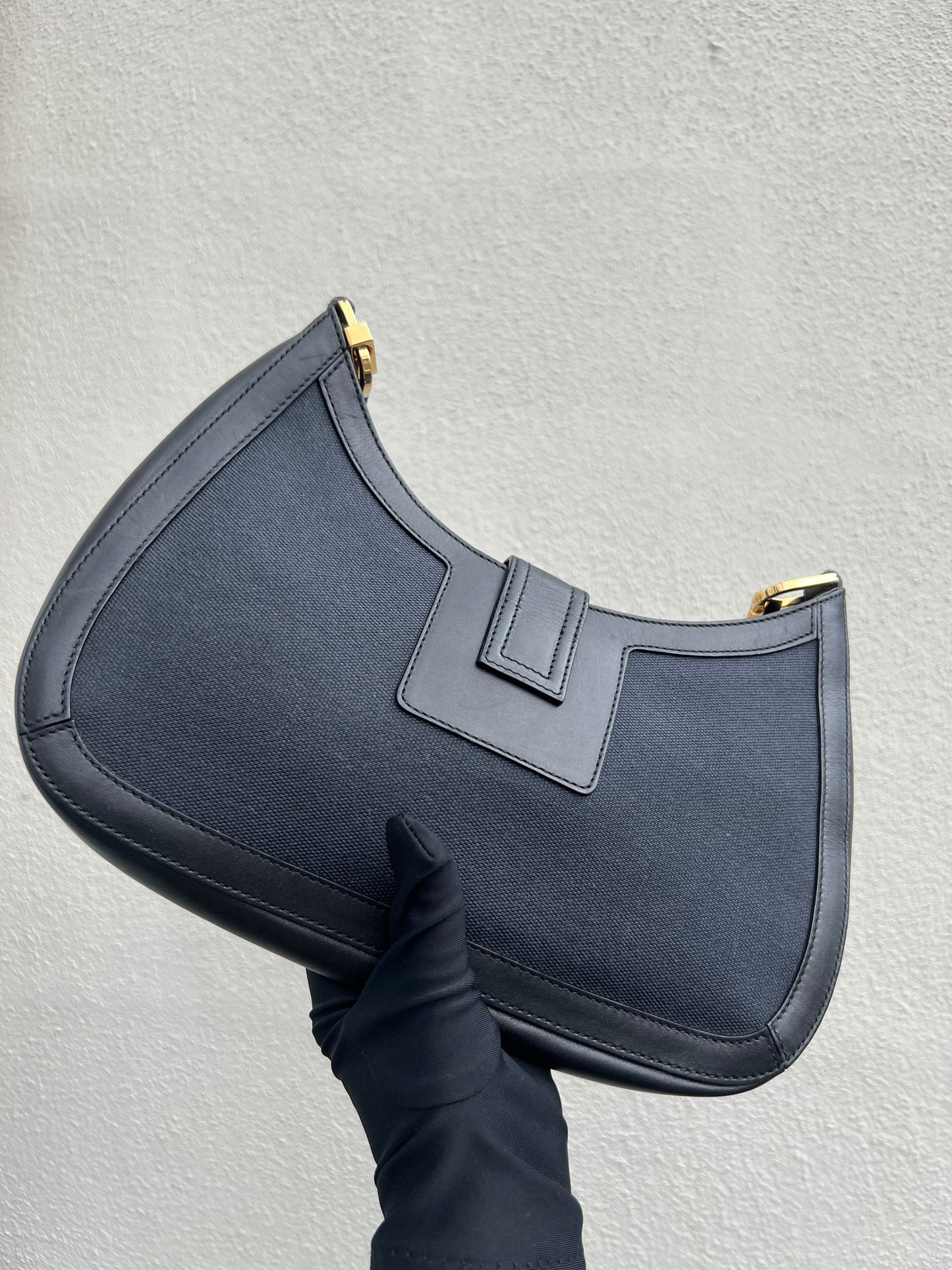 Pre-Loved Gucci 
Square G Shoulder bag with Gold hardware