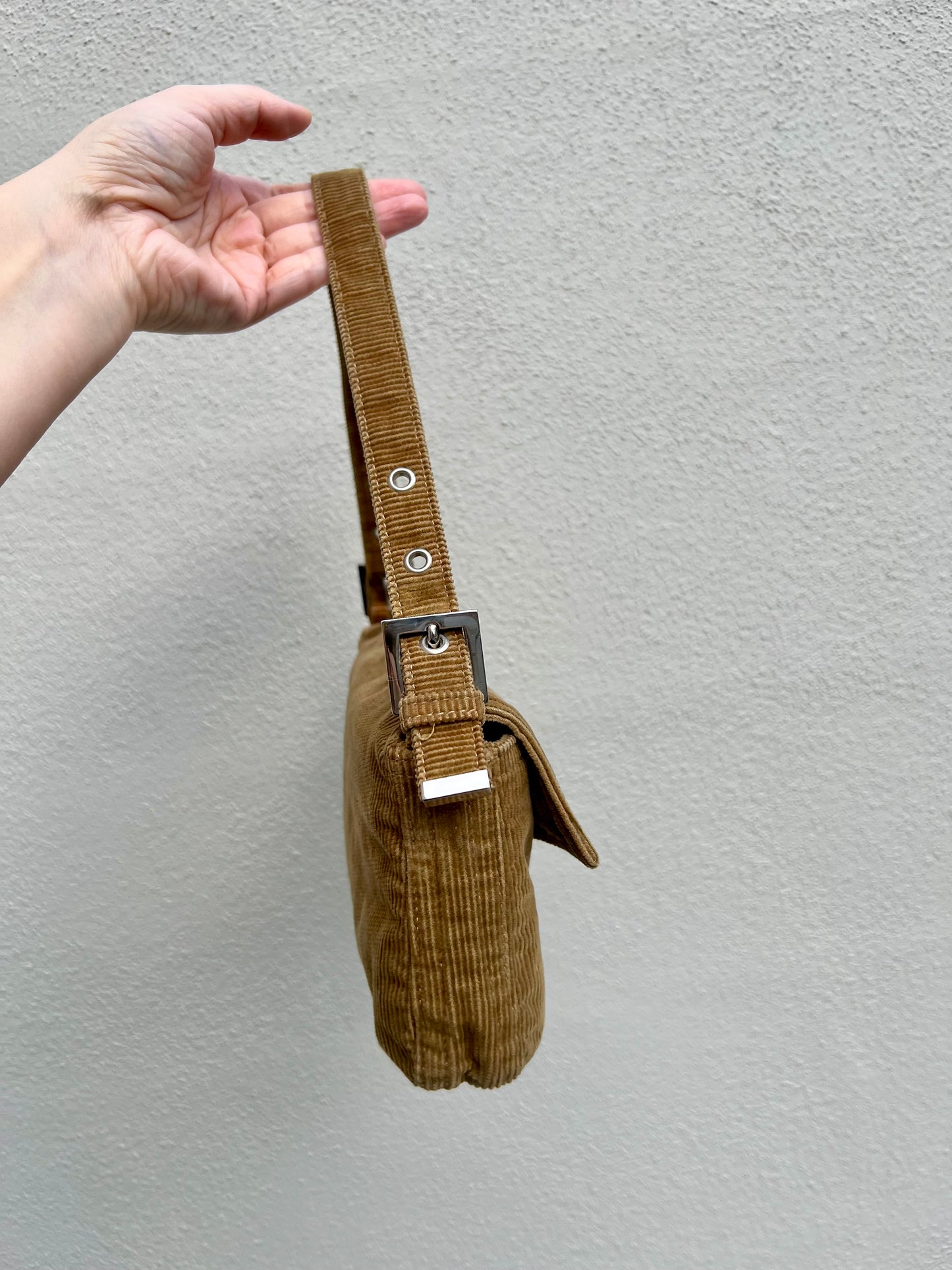 Pre-loved Fendi Camel-toned corduroy Corduroy Baguette Bag