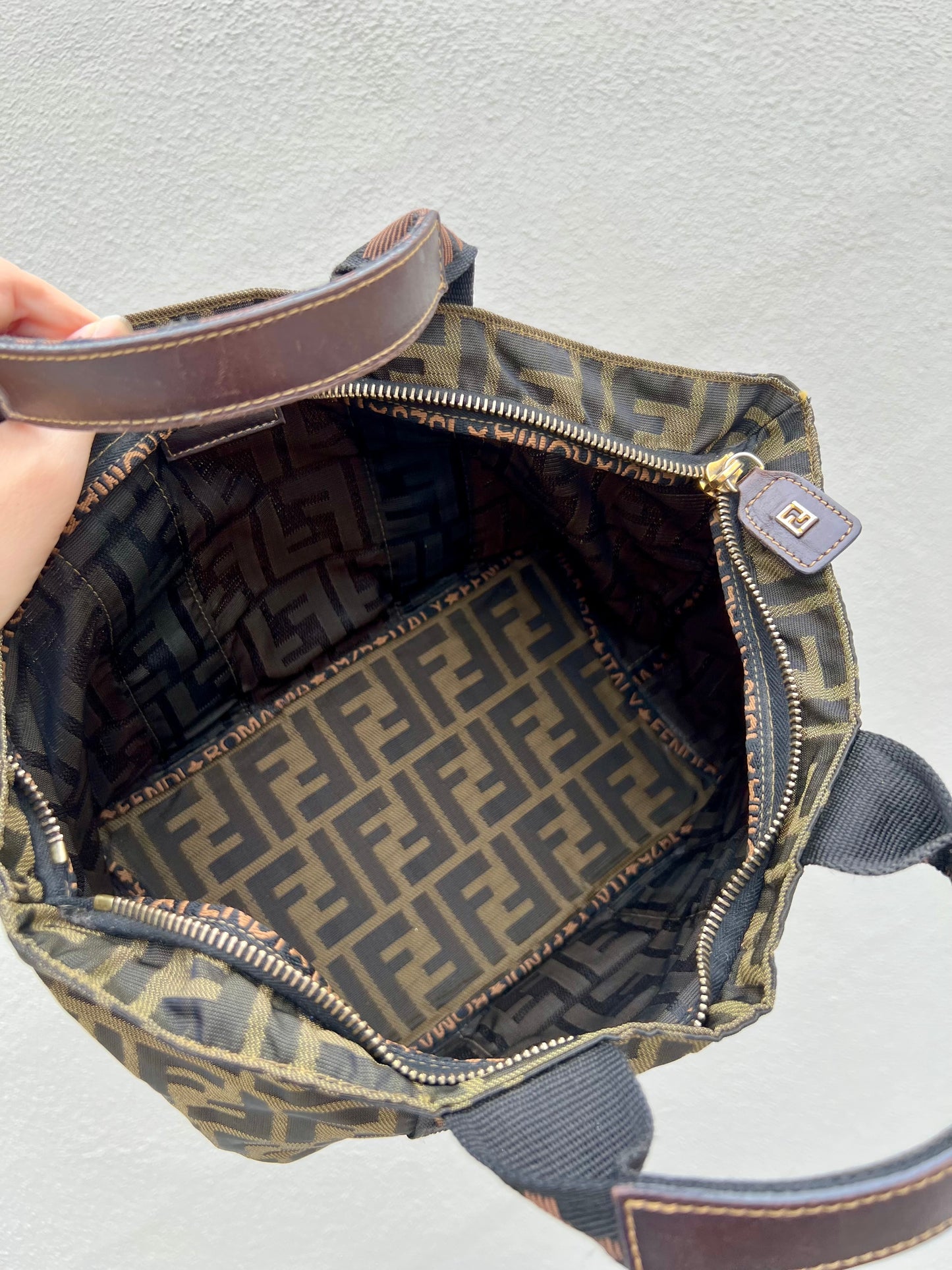 Pre-loved FENDI Zucca Canvas 1925 Tote Tobacco Hand Bag Brown