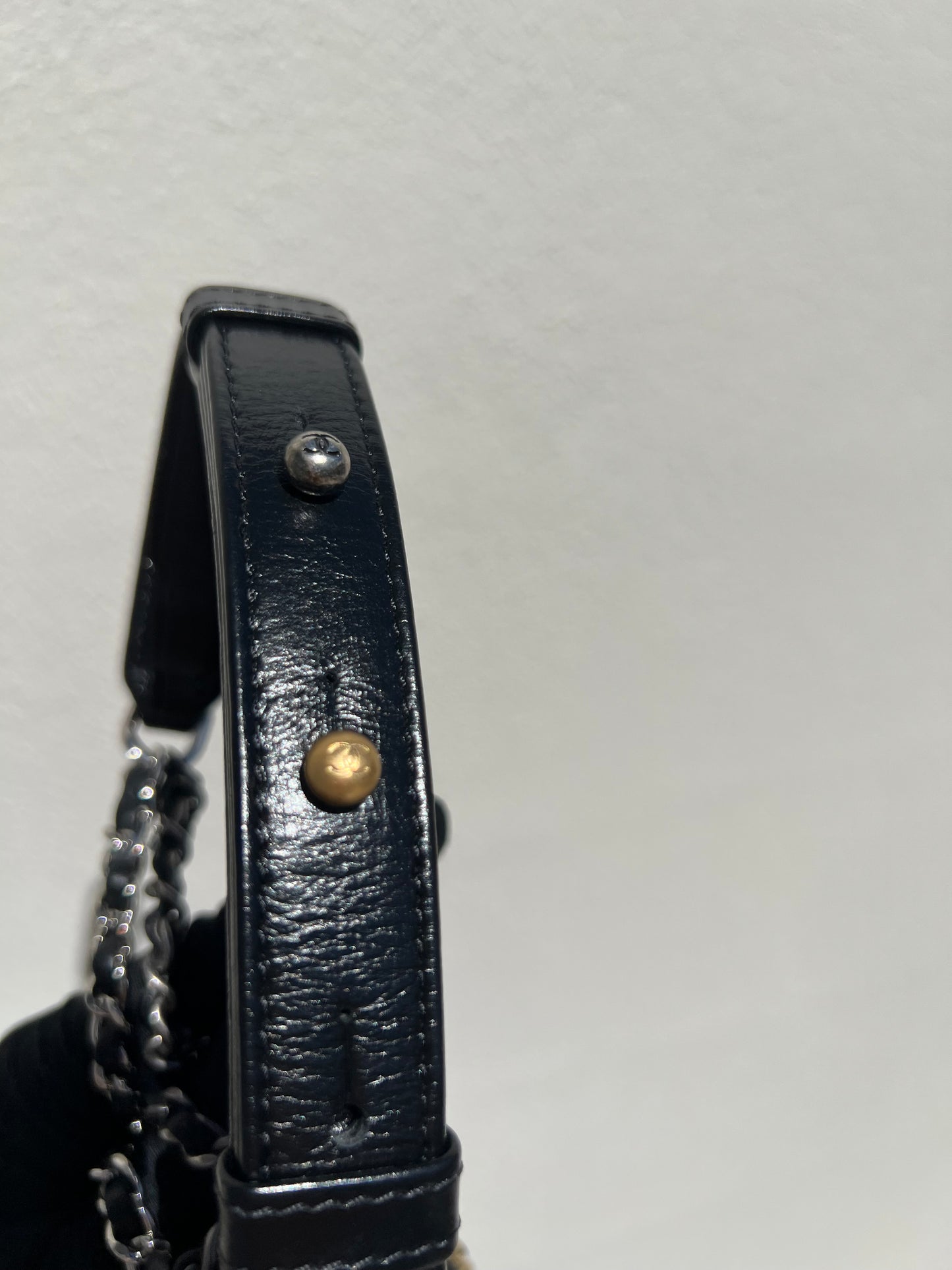 Pre-loved Chanel Beige/Black Quilted Leather Medium Gabrielle Hobo Bag