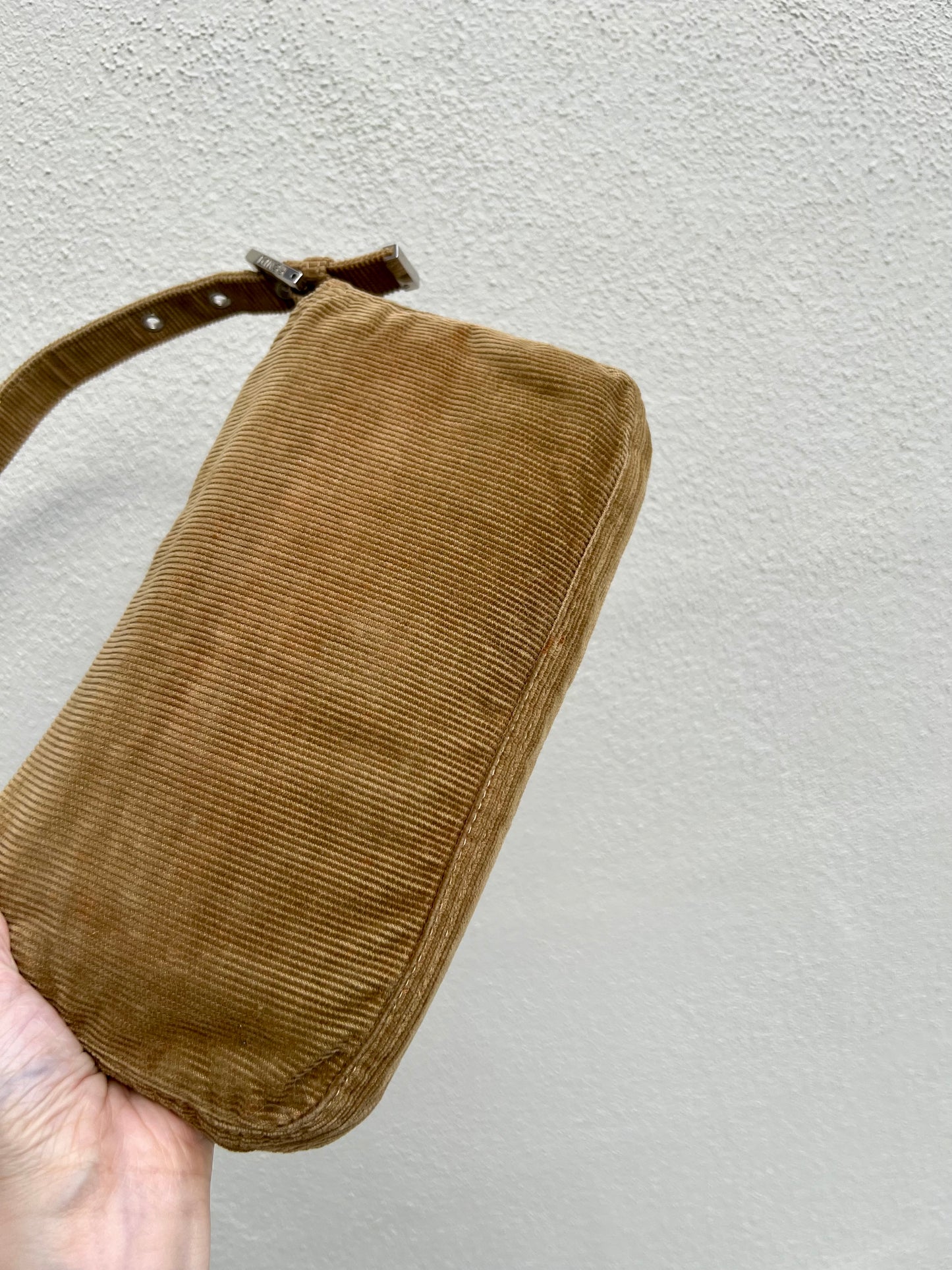 Pre-loved Fendi Camel-toned corduroy Corduroy Baguette Bag