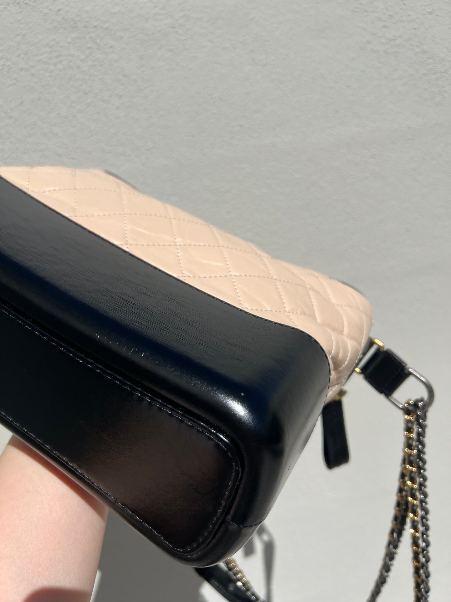 Pre-loved Chanel Beige/Black Quilted Leather Medium Gabrielle Hobo Bag
