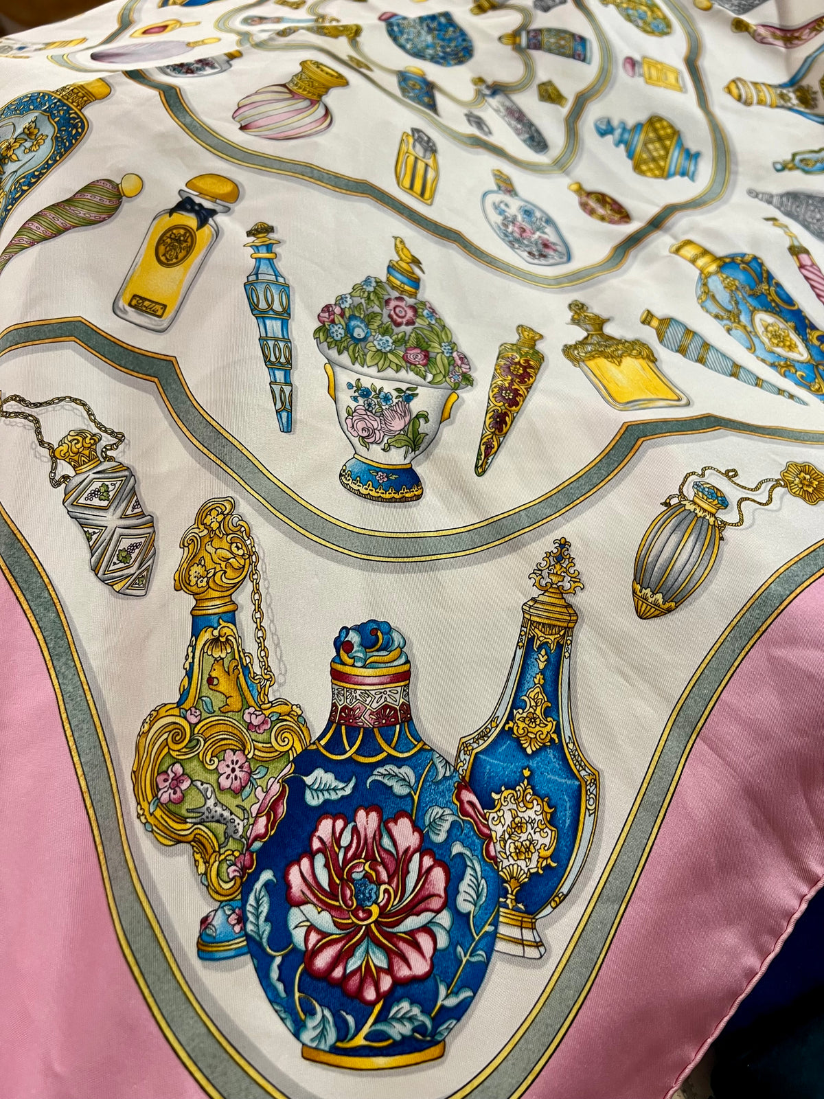 Pre-loved Hermès Pink & Multicolor 'Qu'importe Le Flacon' Silk Scarf 90