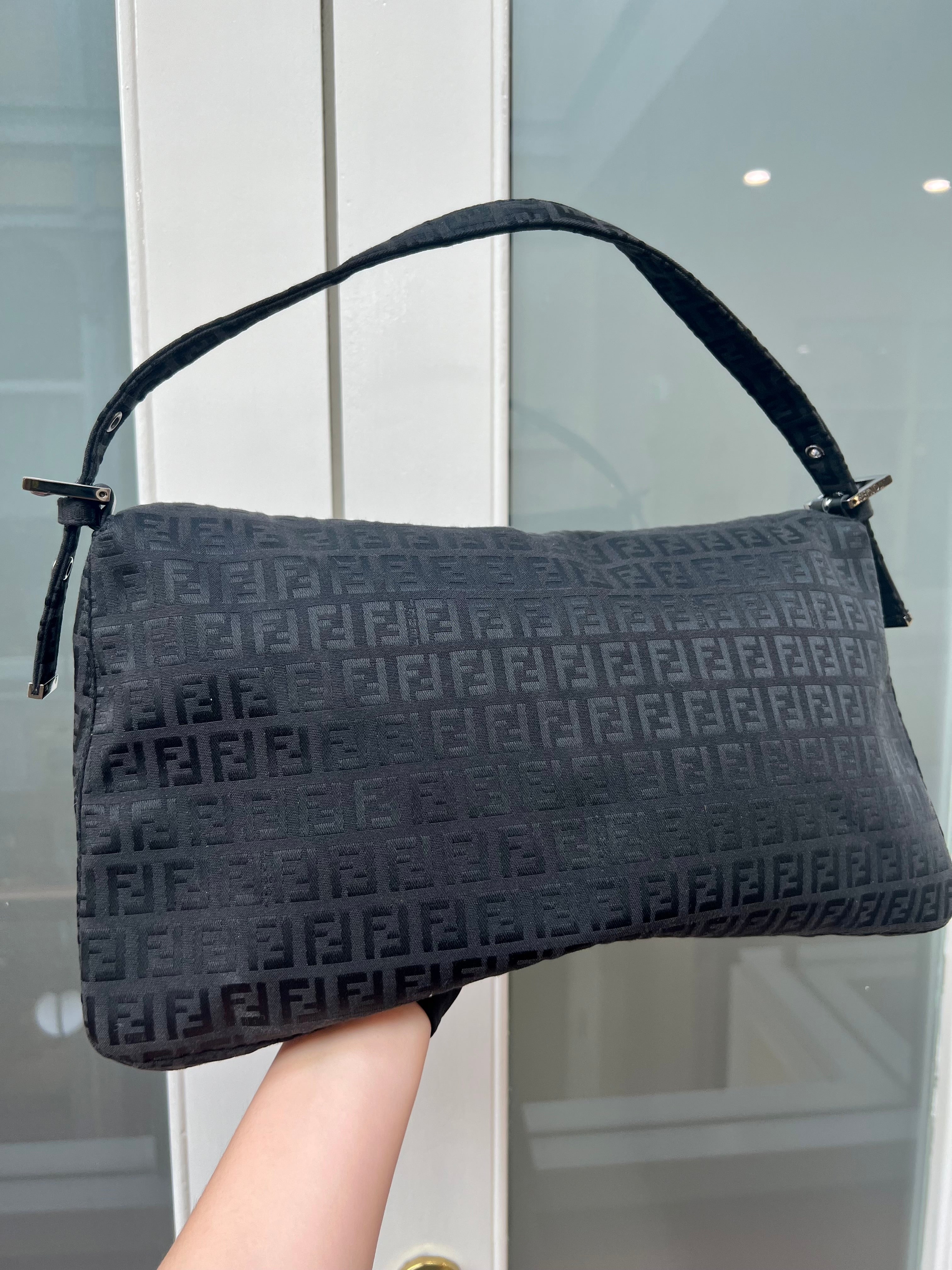 Pre owned fendi bags online