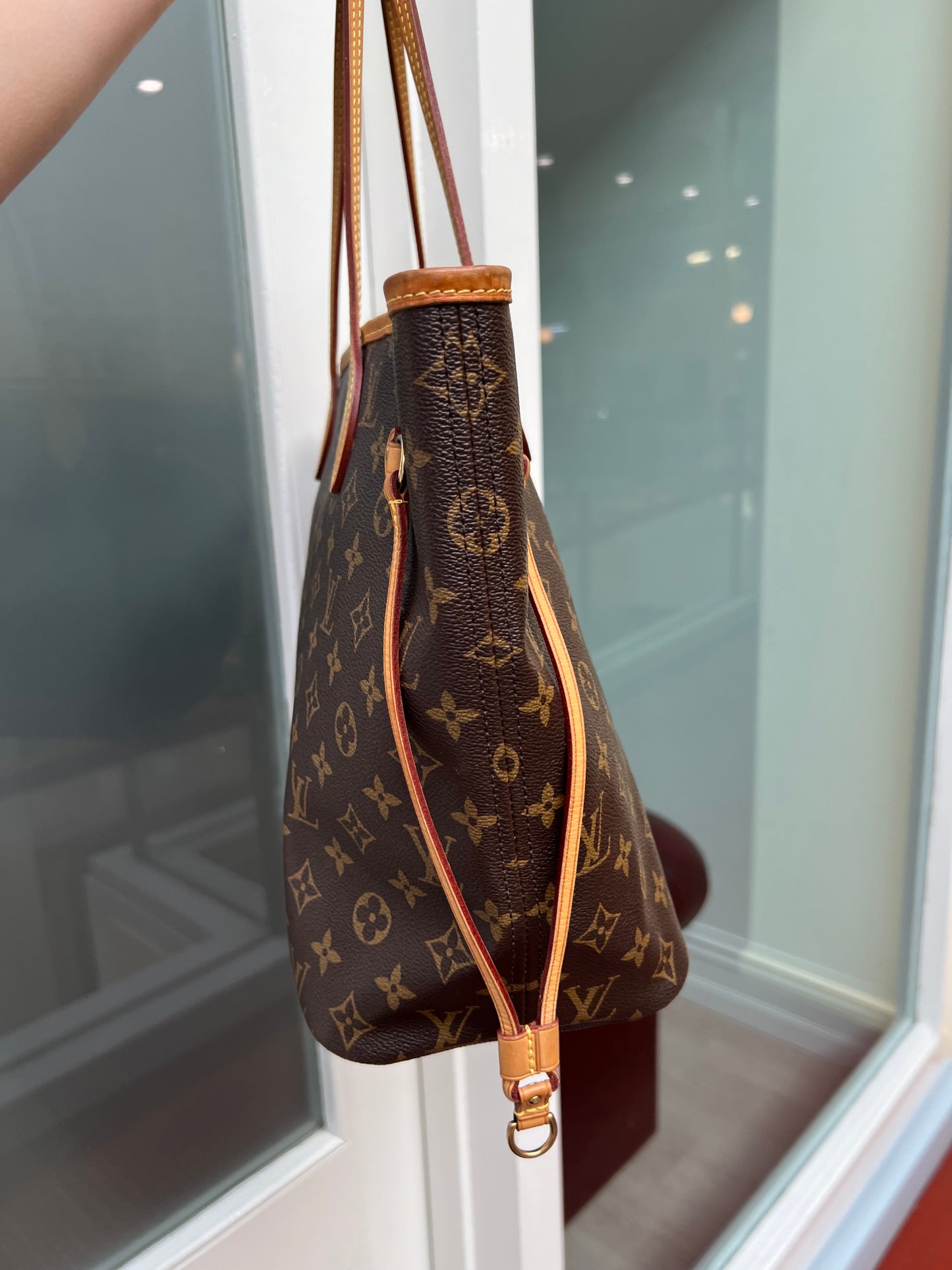 Pre-loved Louis Vuitton Neverfull Leather Tote MM Monogram 2014