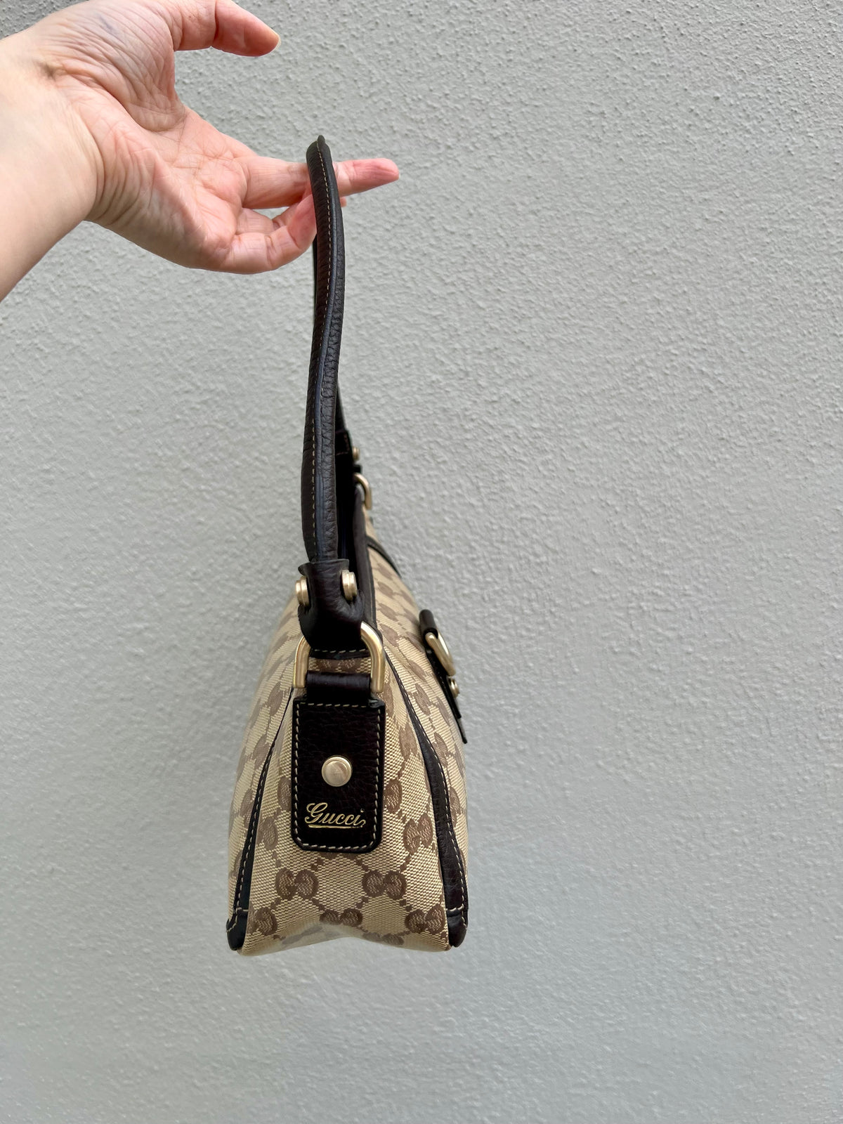 Pre-loved Gucci Crystal Coating GG Canvas Abbey Demi Hobo D-Ring Pochette