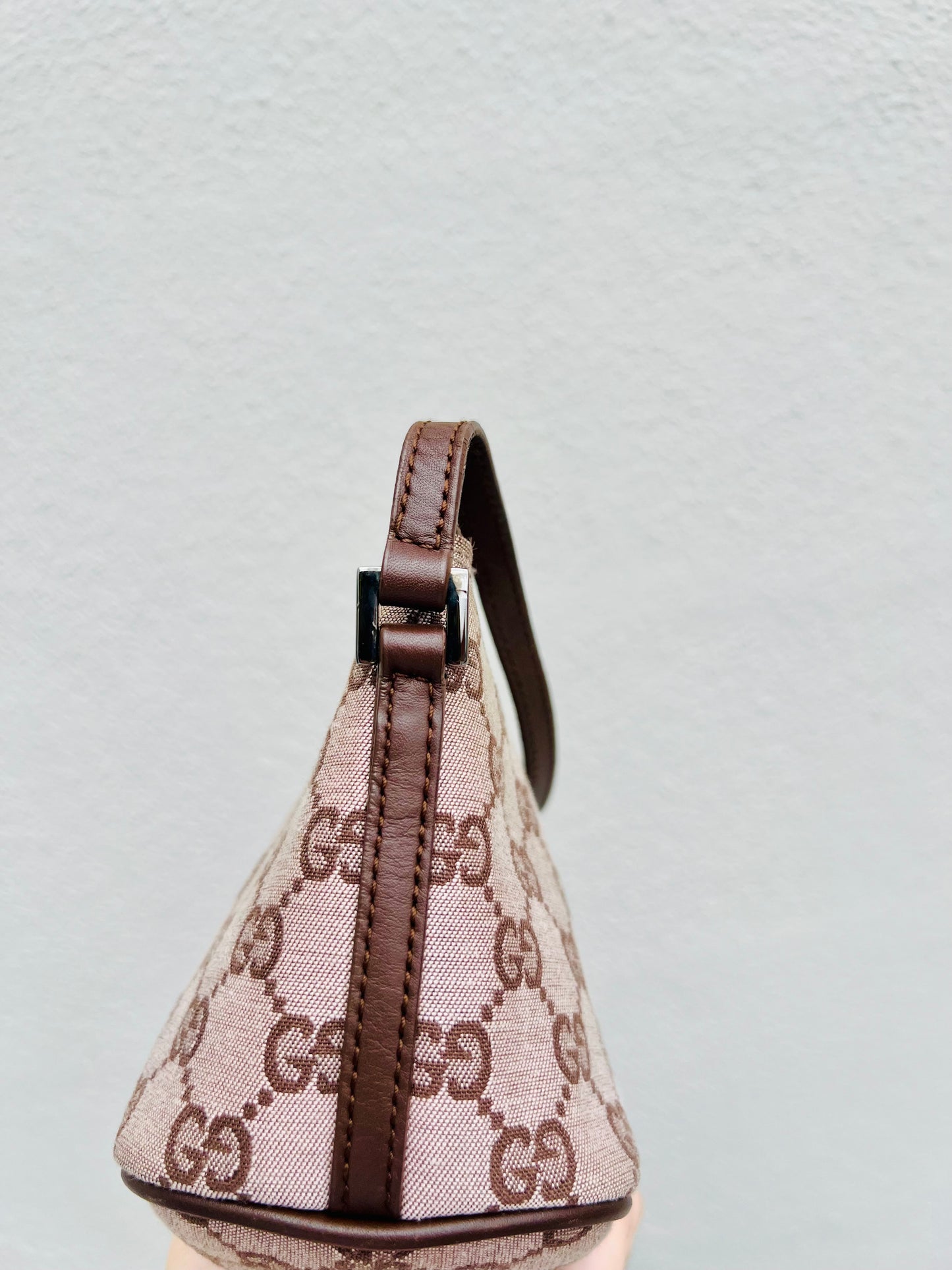 Pre-loved Gucci vintage GG Canvas Boat Baguette Bag Brown