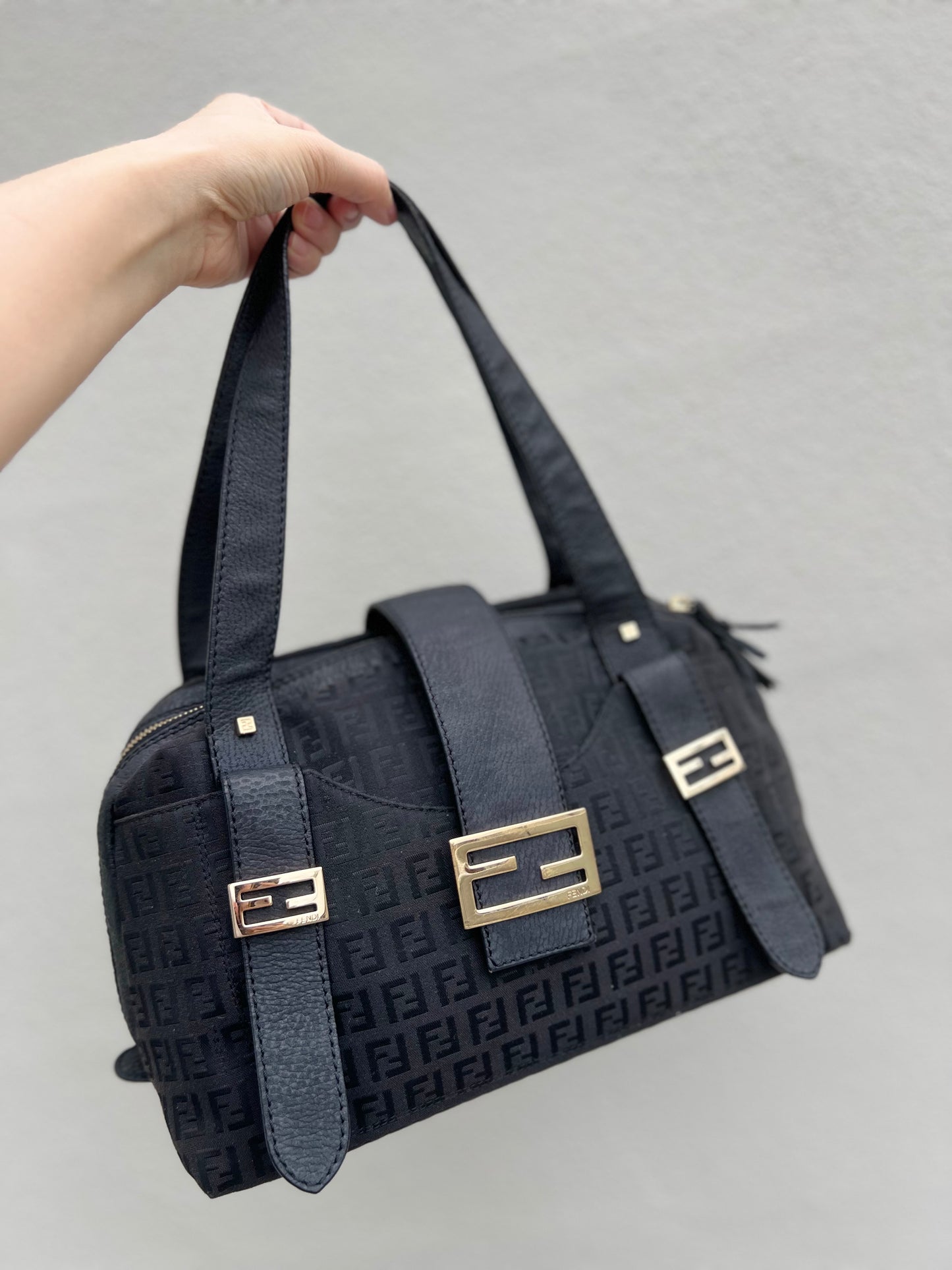 Pre-loved Fendi Baguette Mulitpocket Black Canvas and Leather Shoulder Bag