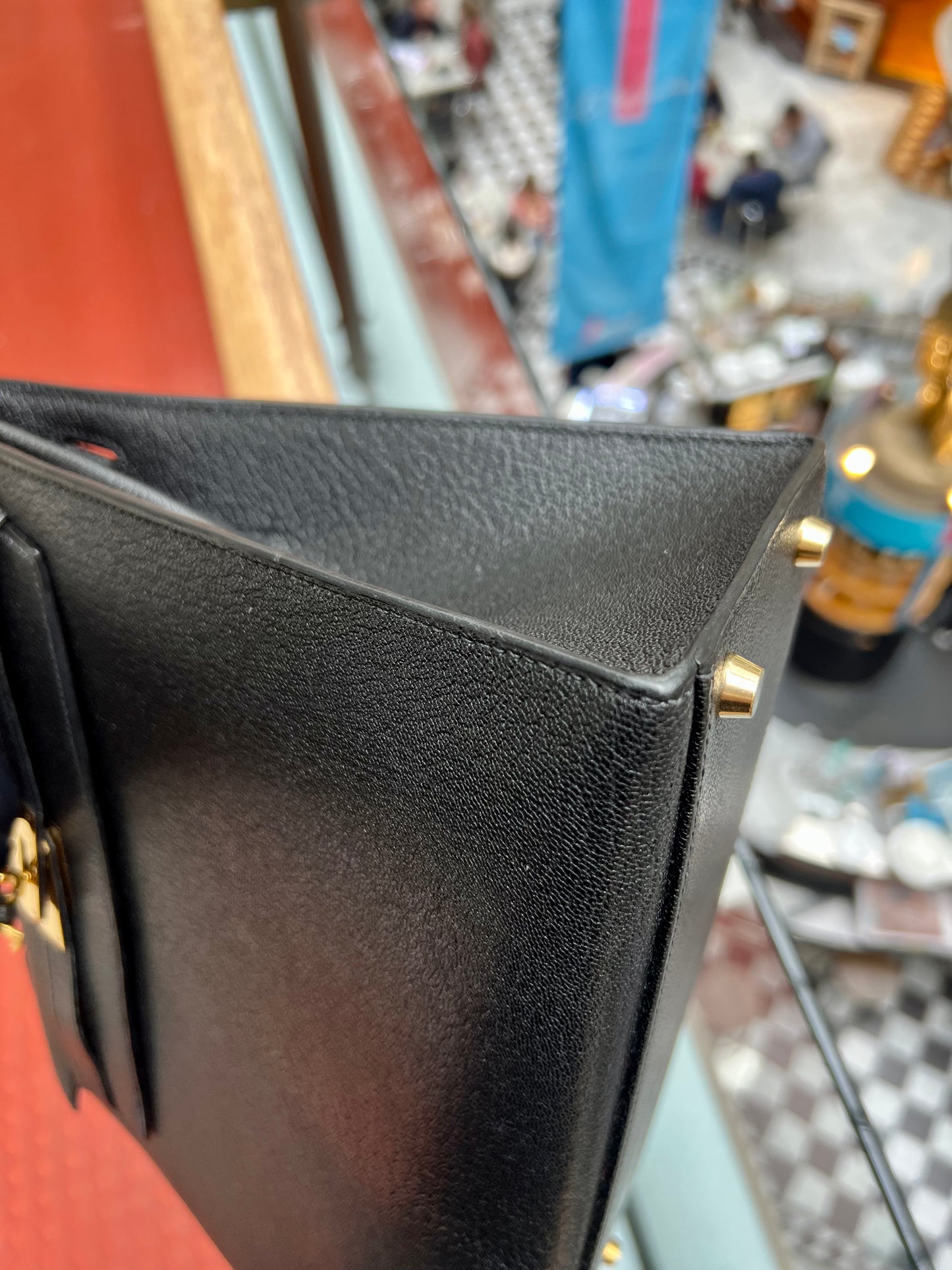 PRE-LOVED HERMÈS KELLY 32CM GOATSKIN BLACK GOLD HARDWARE 2003