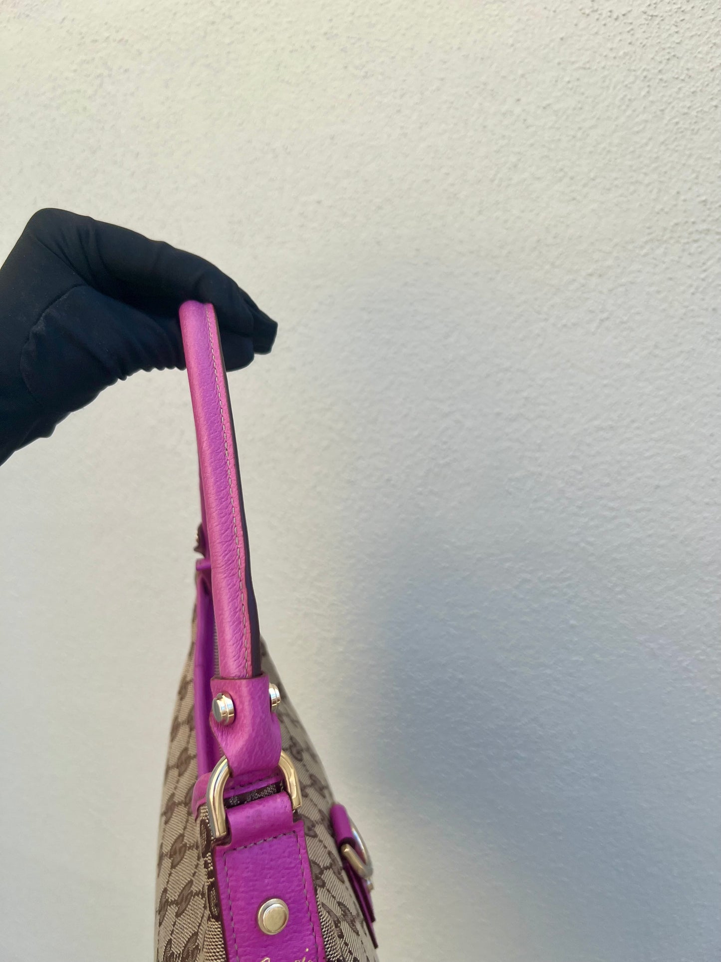 Pre-loved Gucci GG Fabric Abbey Medium D-Ring Hobo Bag
