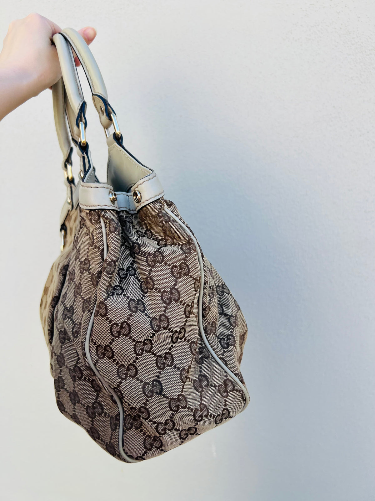 Pre-loved Gucci medium Sukey Guccissima GG shoulder bag
