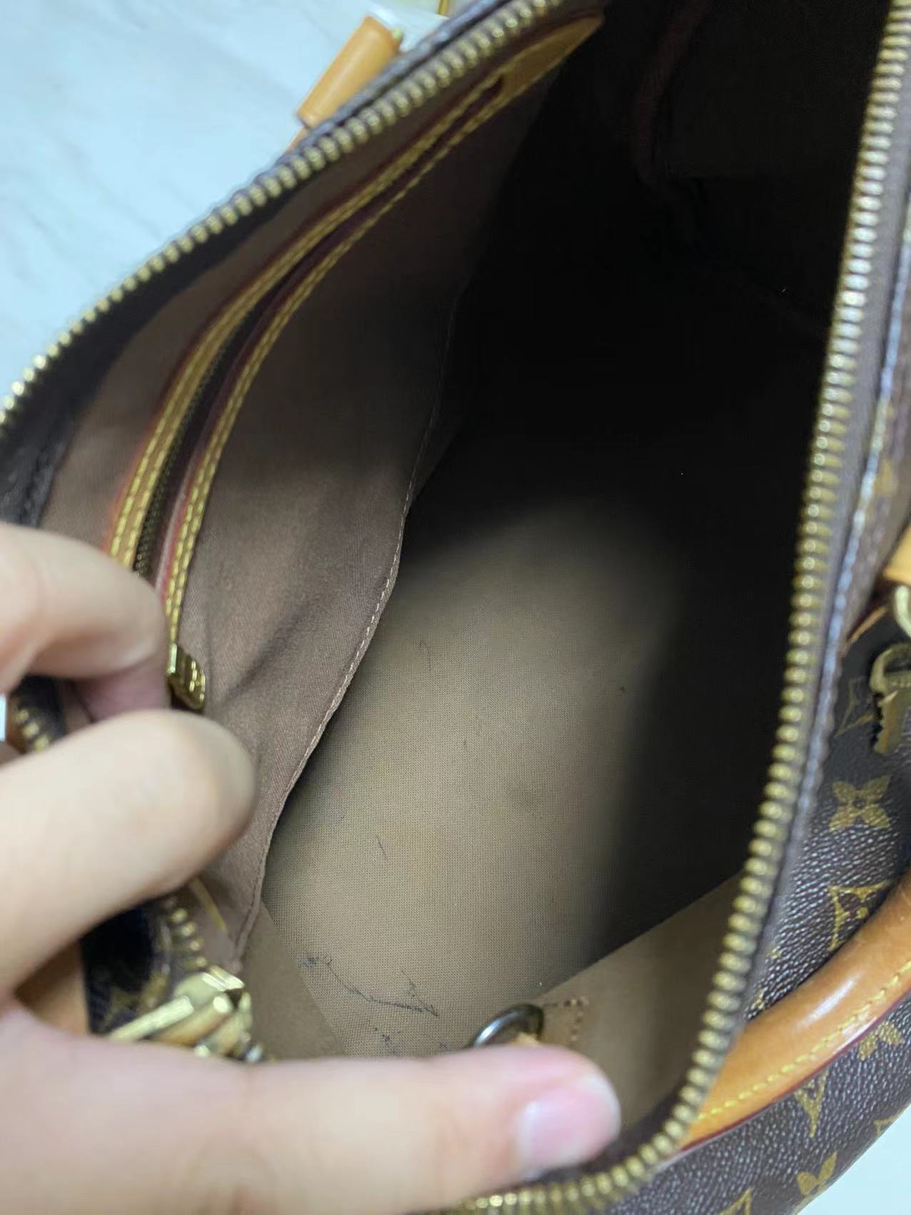 Pre-loved Louis Vuitton Speedy 30 Handbag Monogram 2017