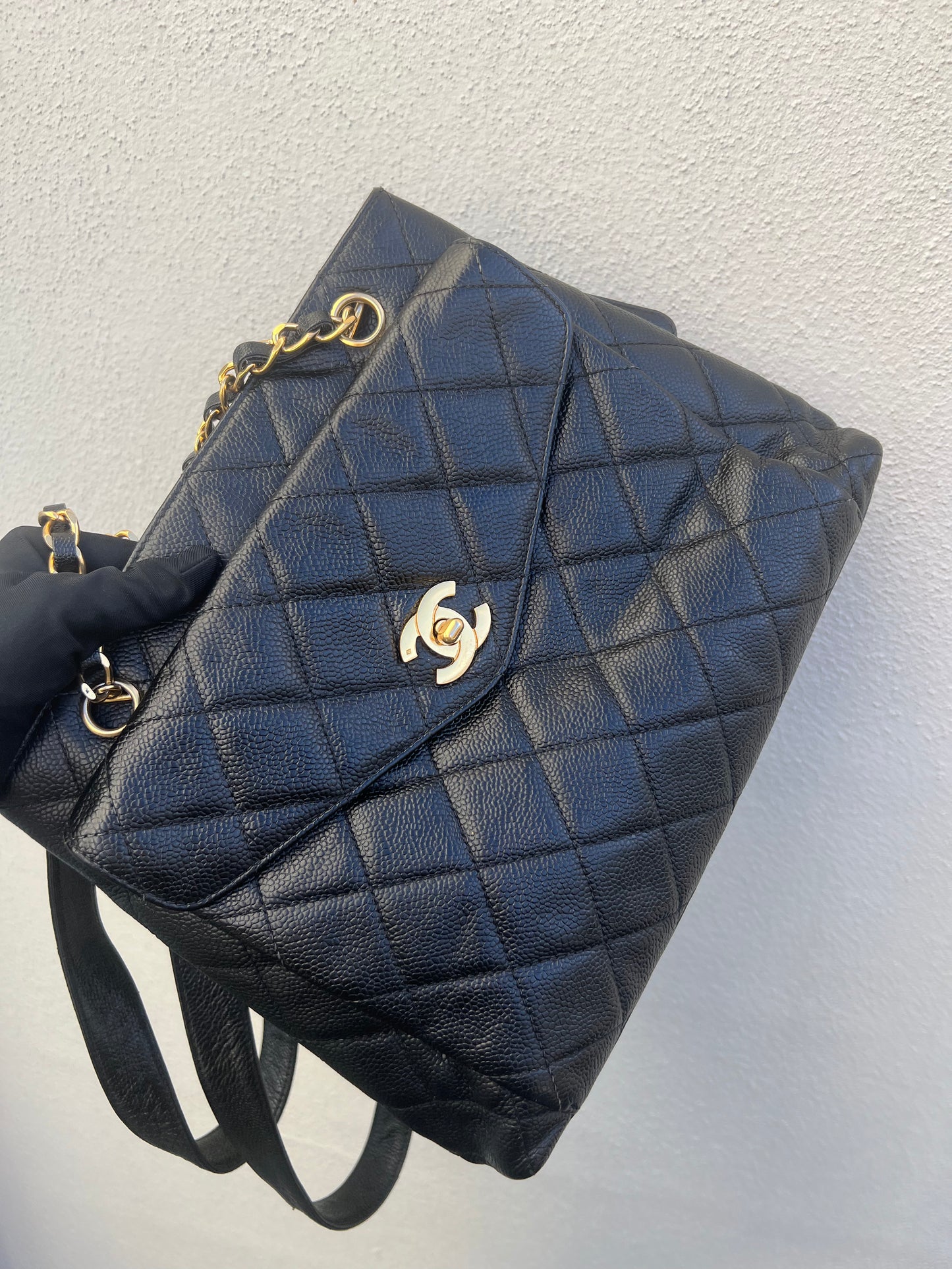 Pre-loved Chanel Vintage Black Leather tote