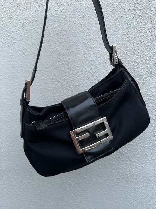 Pre-loved Fendi Mini Baguette Handbag Black