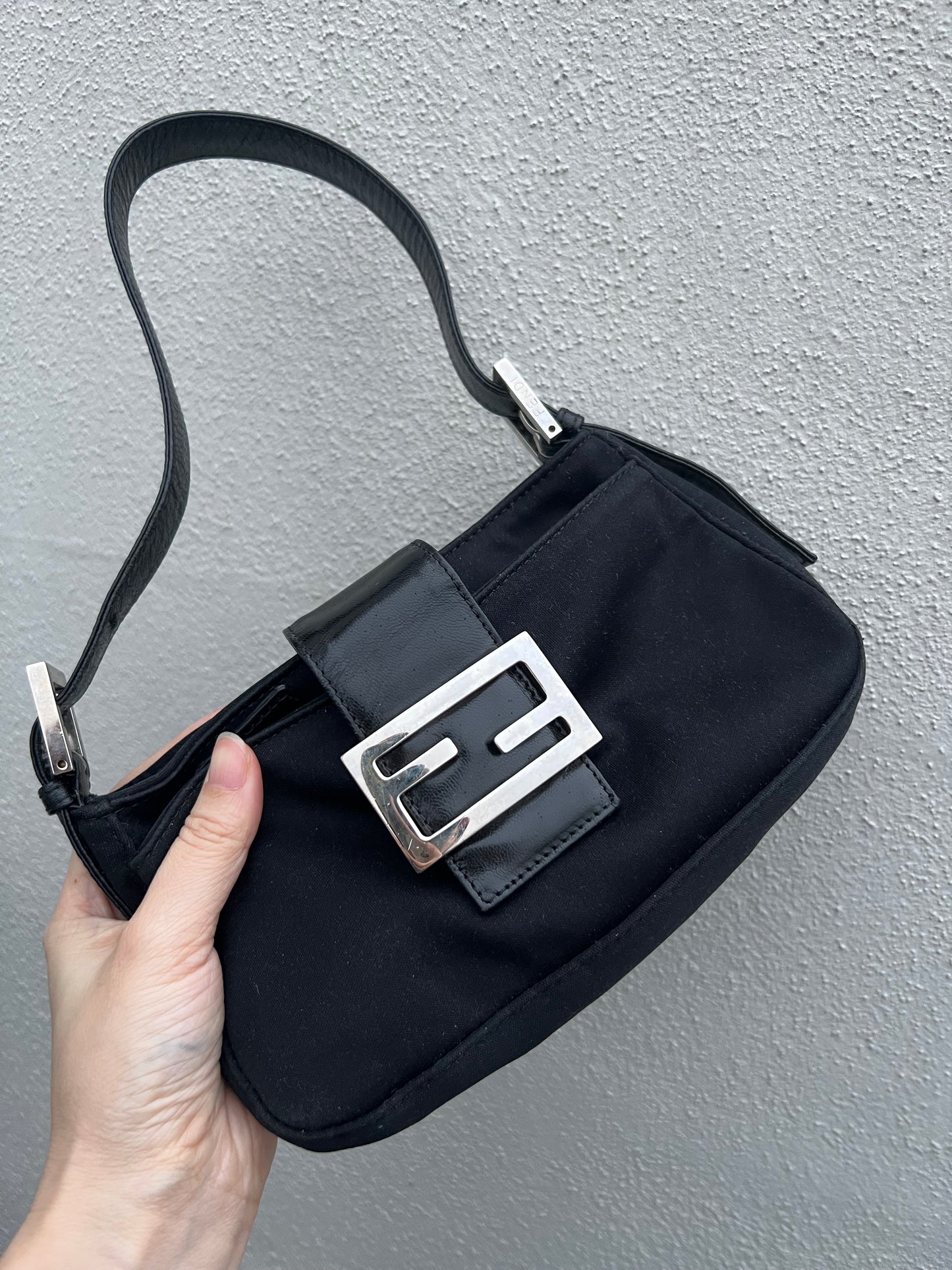 Pre-loved Fendi Mini Baguette Handbag Black
