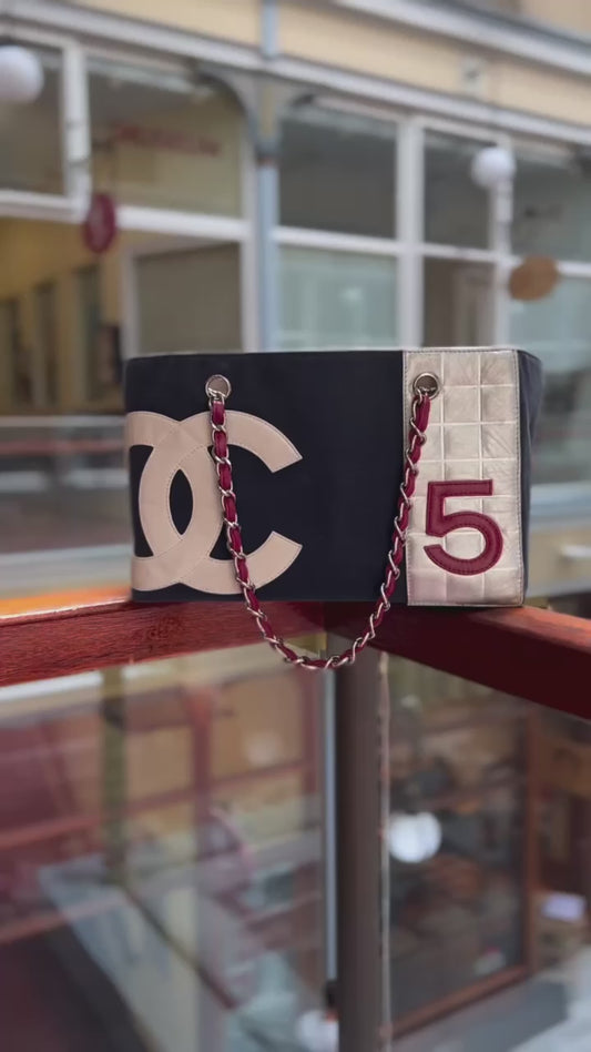 Pre-loved Chanel CC No.5 Foil Chain Shopping Tote Bag