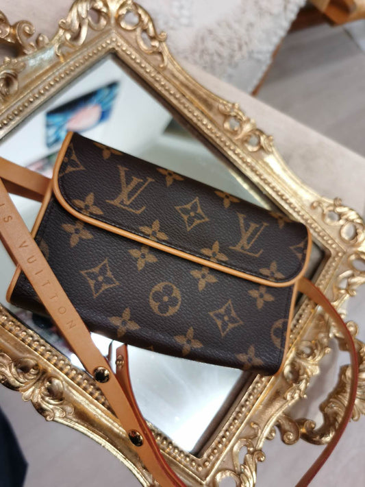 Pre-loved Louis Vuitton Vintage Pochette Florentine Belt Bag Monogram