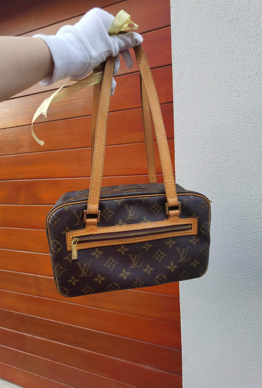 Pre-loved Louis Vuitton Vintage City Shoulder Bag Monogram MM