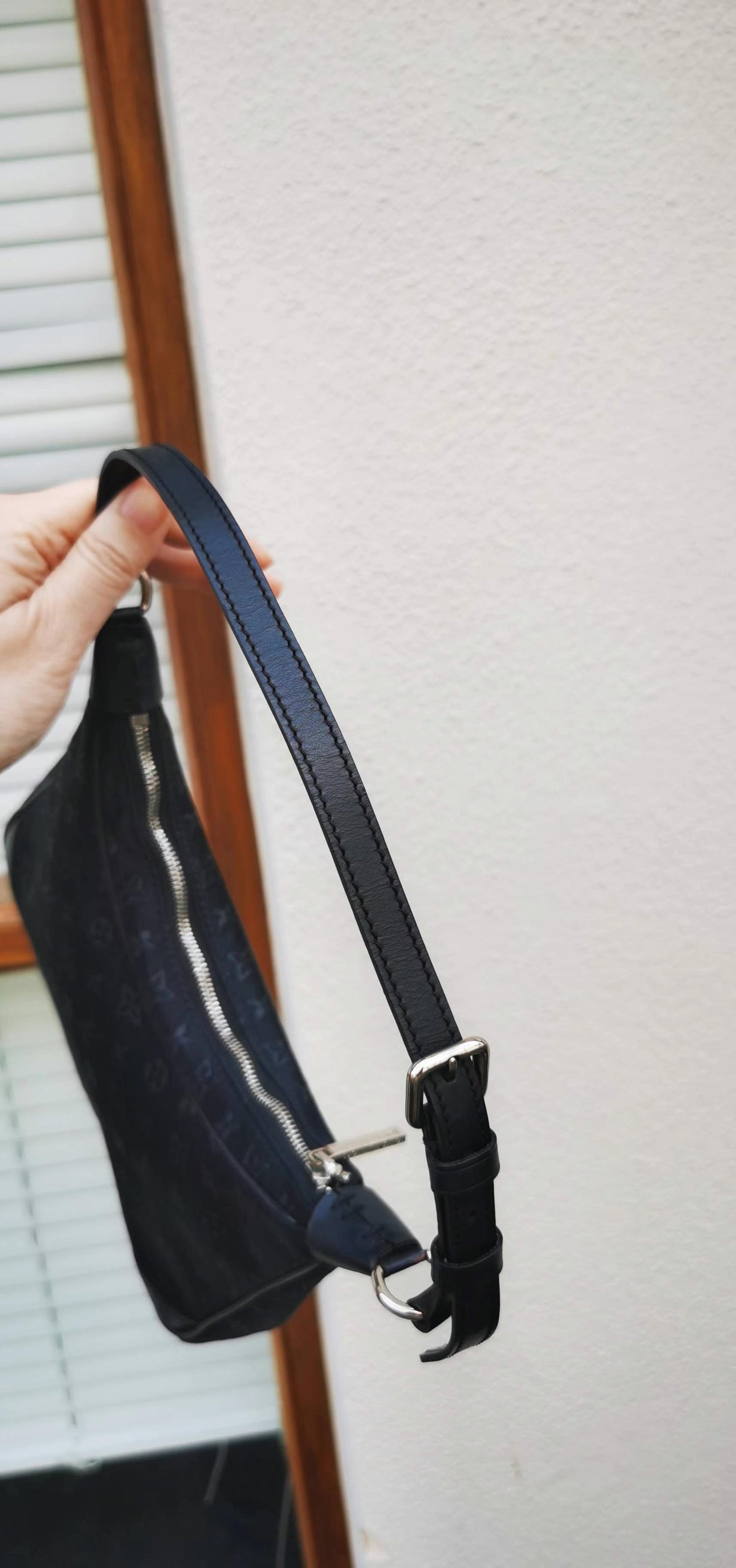 Pre-loved Louis Vuitton Mini Silk Boulogne Handbag Black