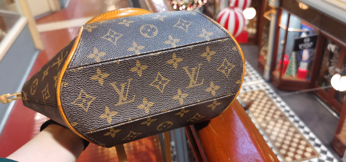 Authentic vintage Louis Vuitton Ellipse backpack 