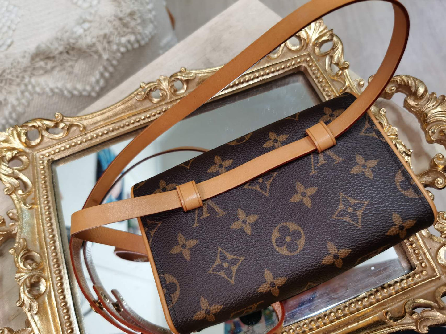 Pre-loved Louis Vuitton Vintage Pochette Florentine Belt Bag Monogram