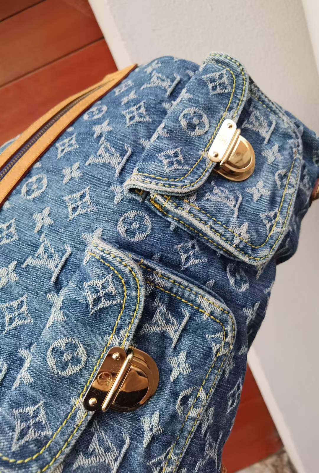 Pre-loved Louis Vuitton Vintage Monogram Denim Baggy GM Shoulder Bag in Blue