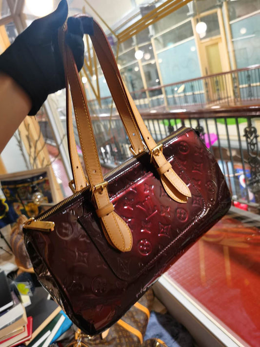 Pre-loved Louis Vuitton Patent Leather Handbag