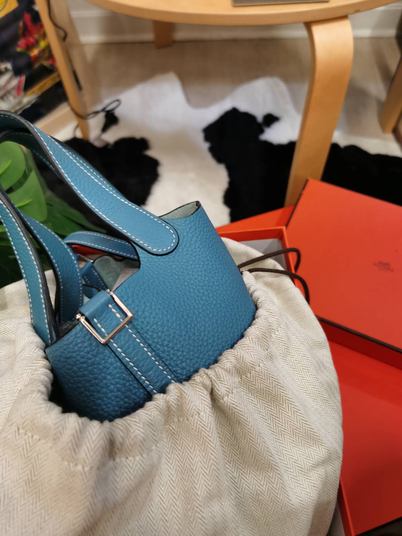 Pre-loved Hermès Picotin 18cm Leather Handbag Jean Blue