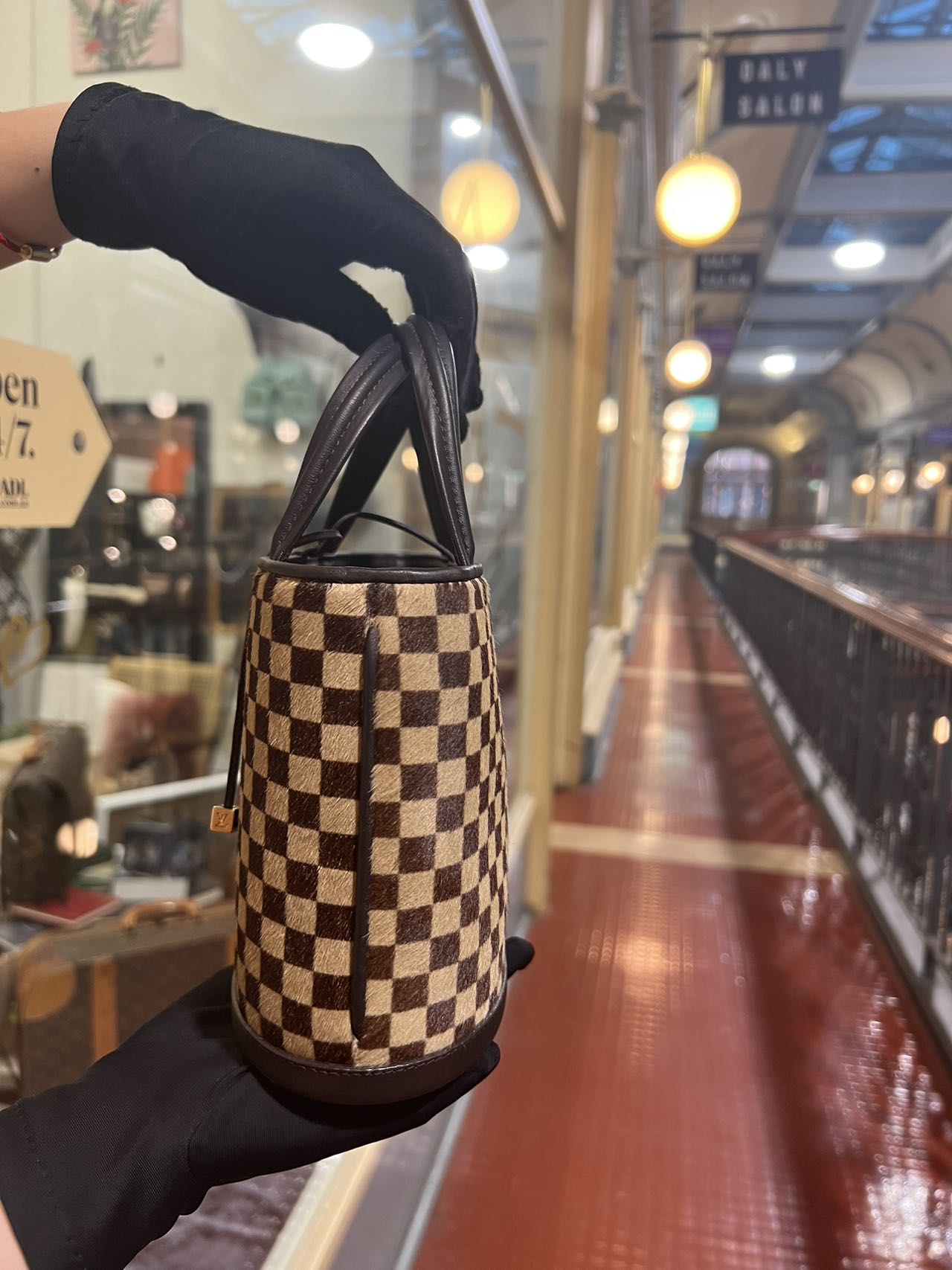 brown checkered bag louis vuittons
