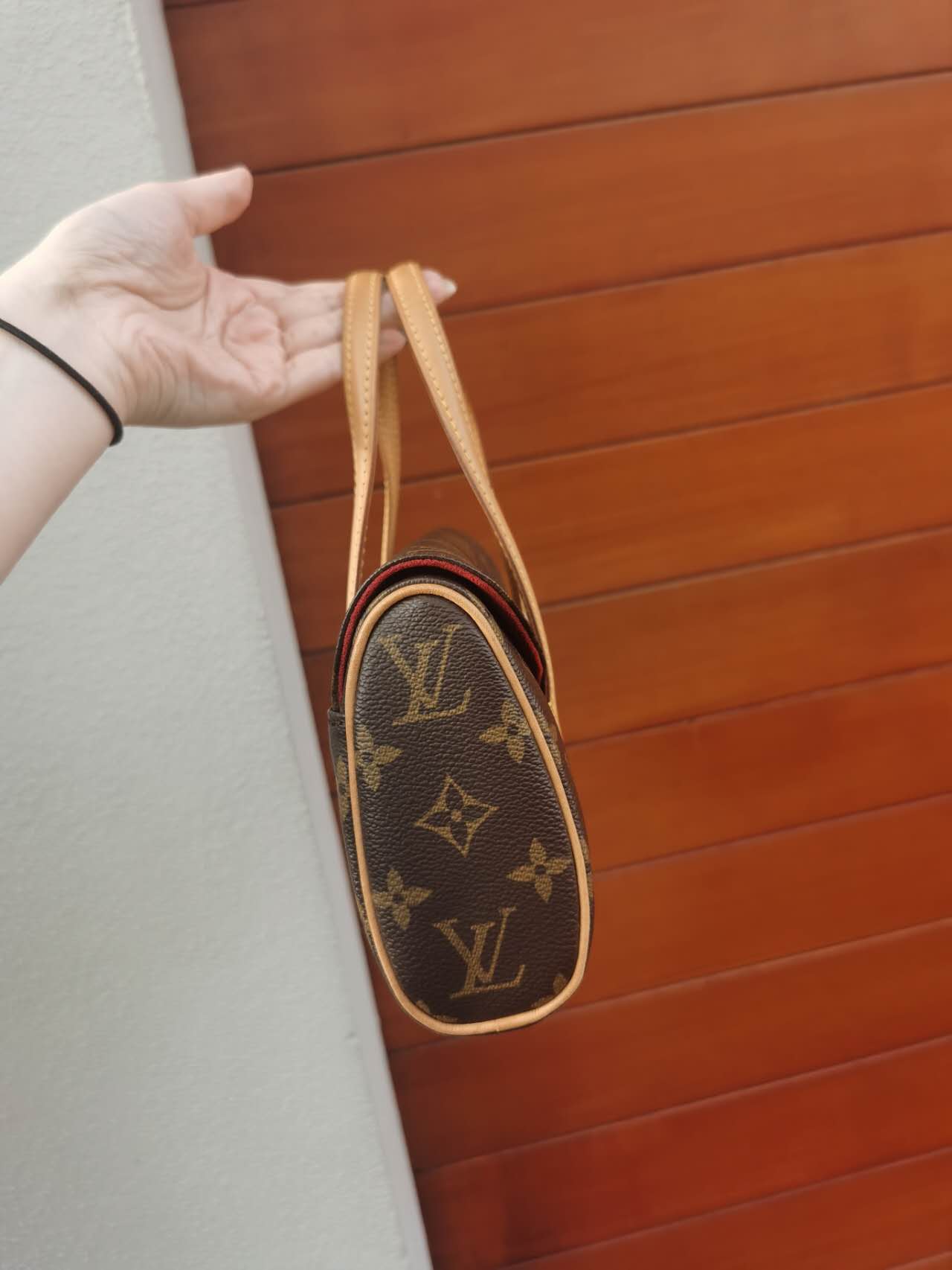 Pre-loved Louis Vuitton Vintage Baguette Handbag Monogram