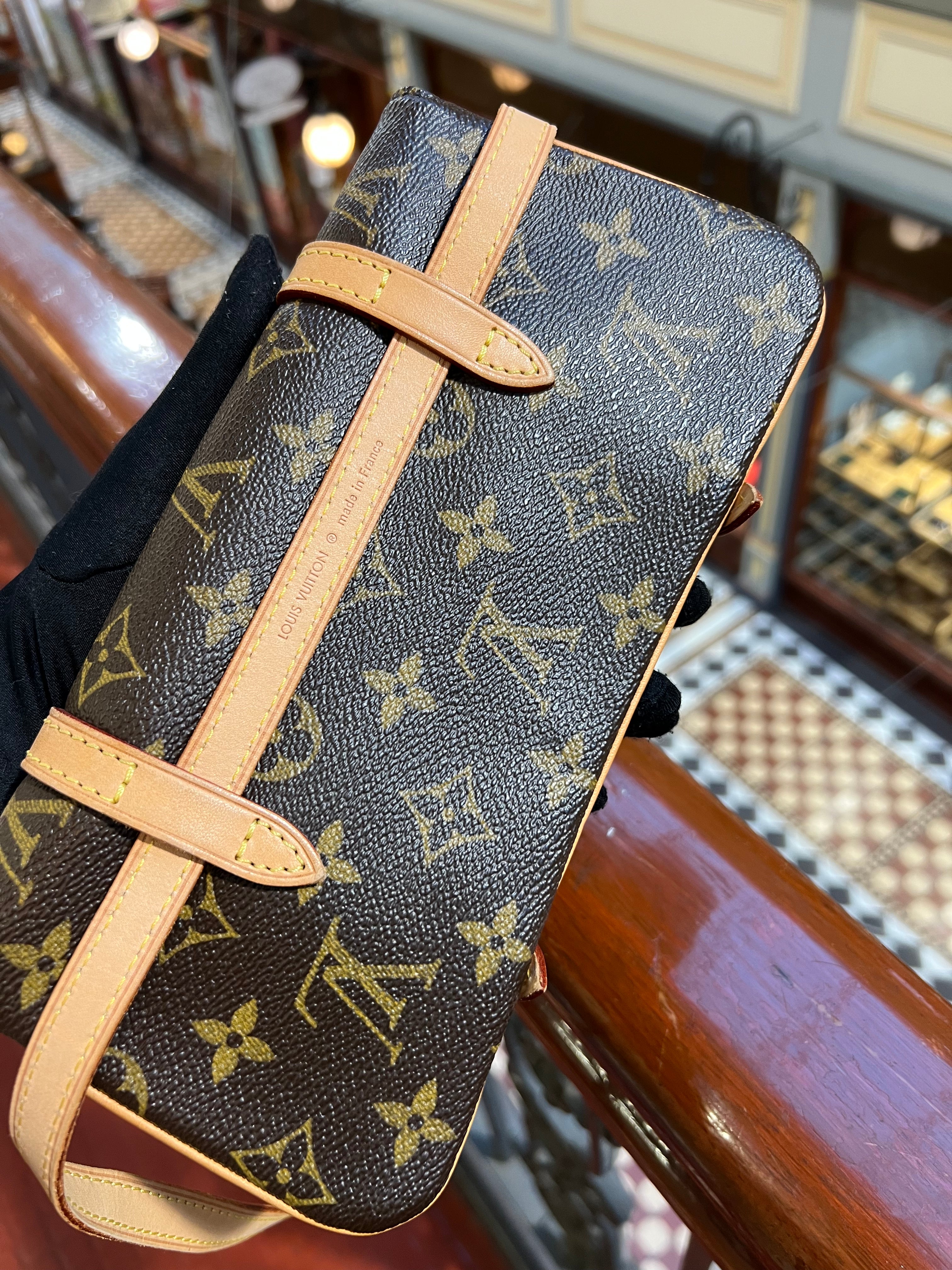 Lv monogram waist online bag