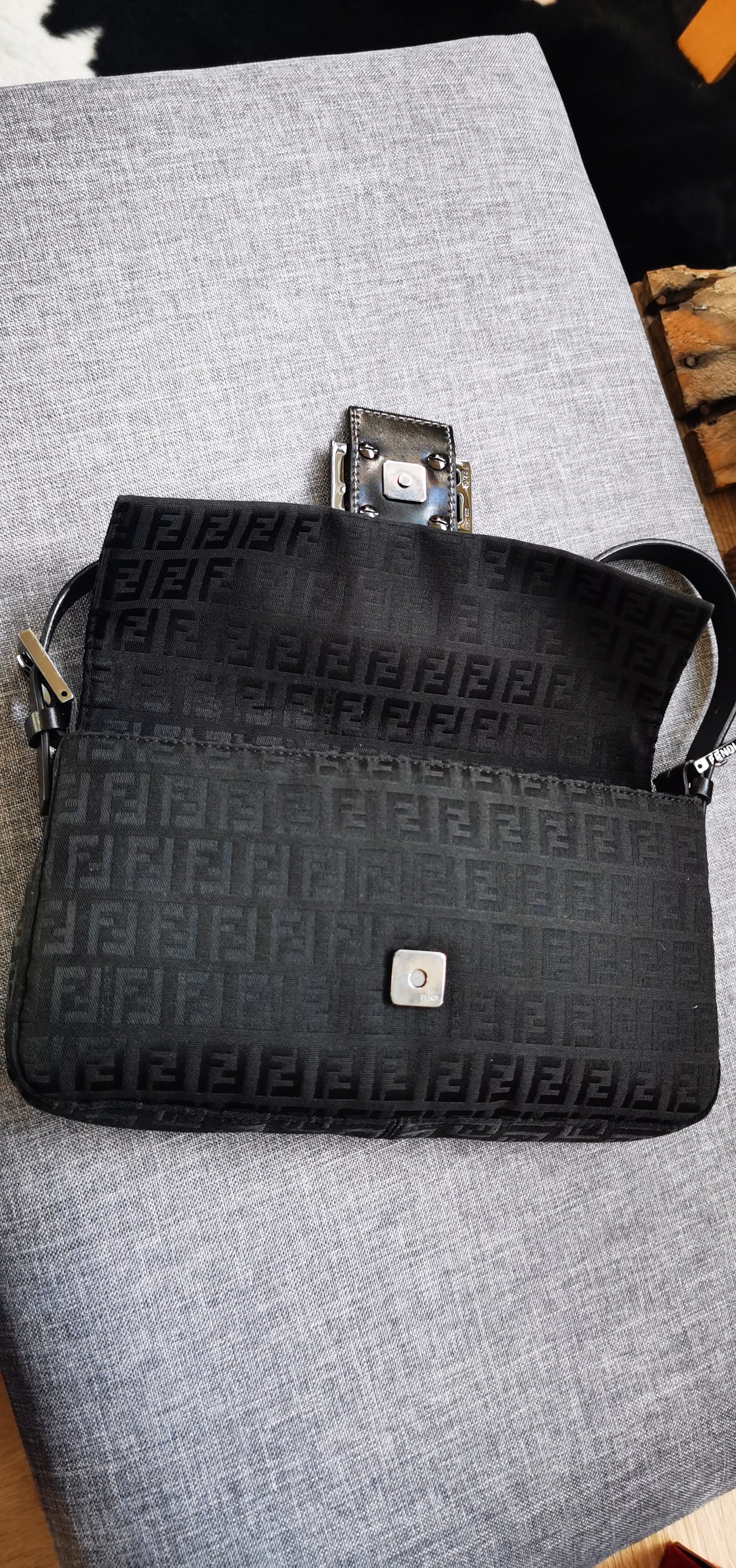 Pre-loved Fendi Vintage  Baguette Handbag Black