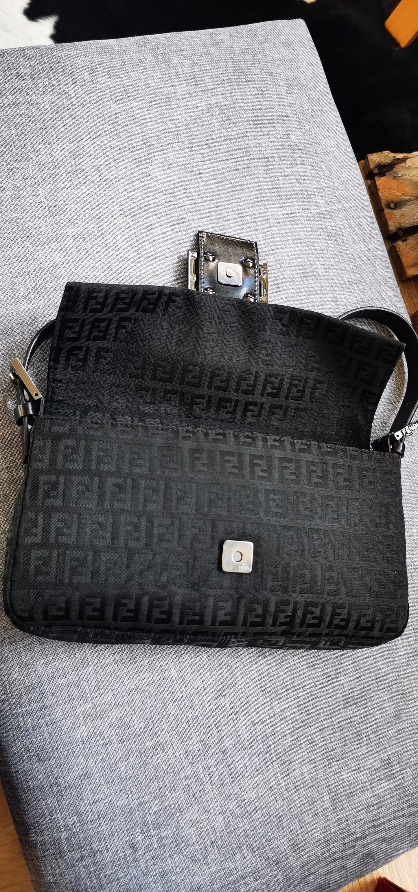 Pre-loved Fendi Vintage Nylon Shoulder Bag Black – Vintage Muse Adelaide