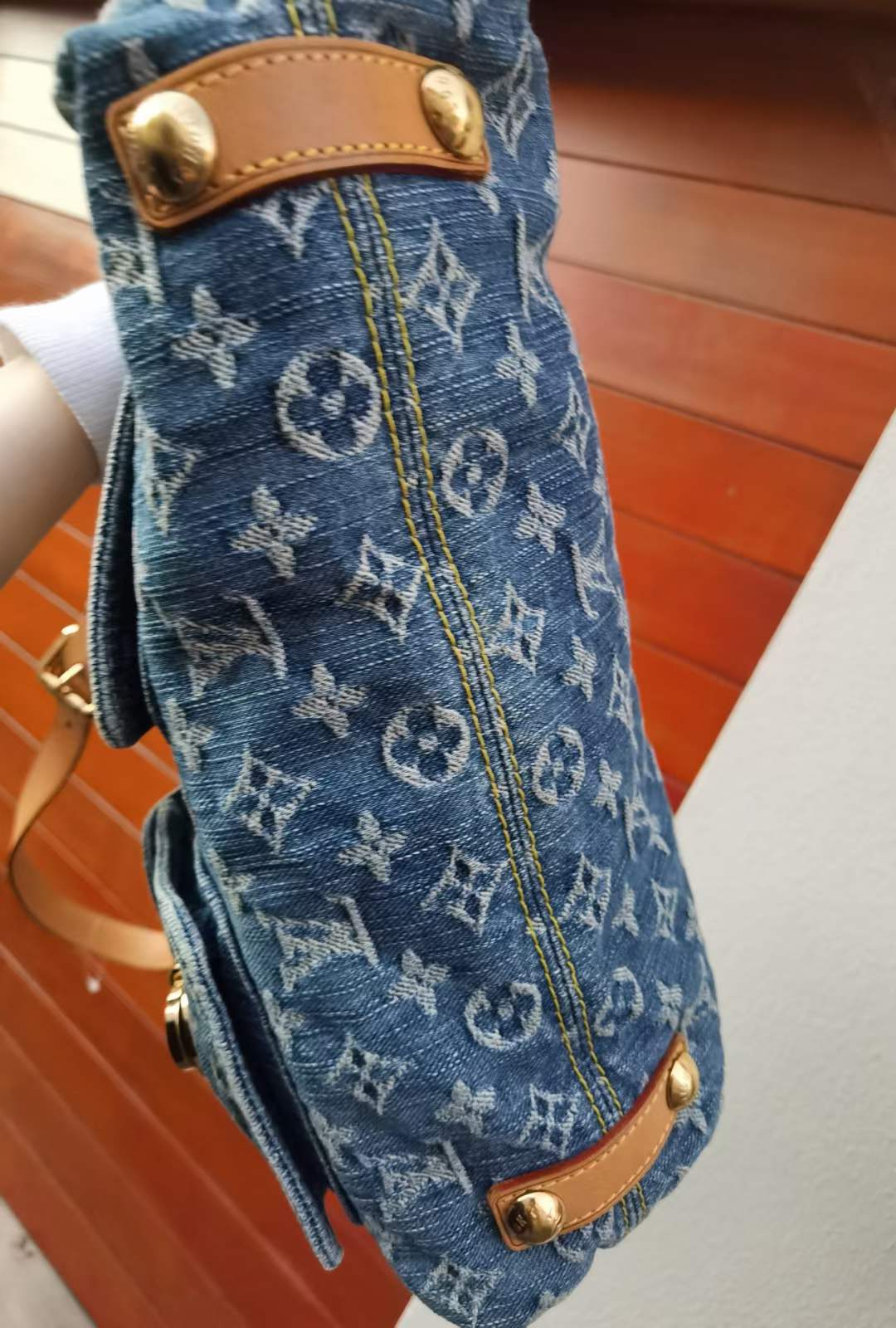 Pre-loved Louis Vuitton Vintage Monogram Denim Baggy GM Shoulder Bag in Blue